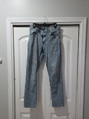 Men's Relaxed Light Blue Jeans - Classic Casual Fit